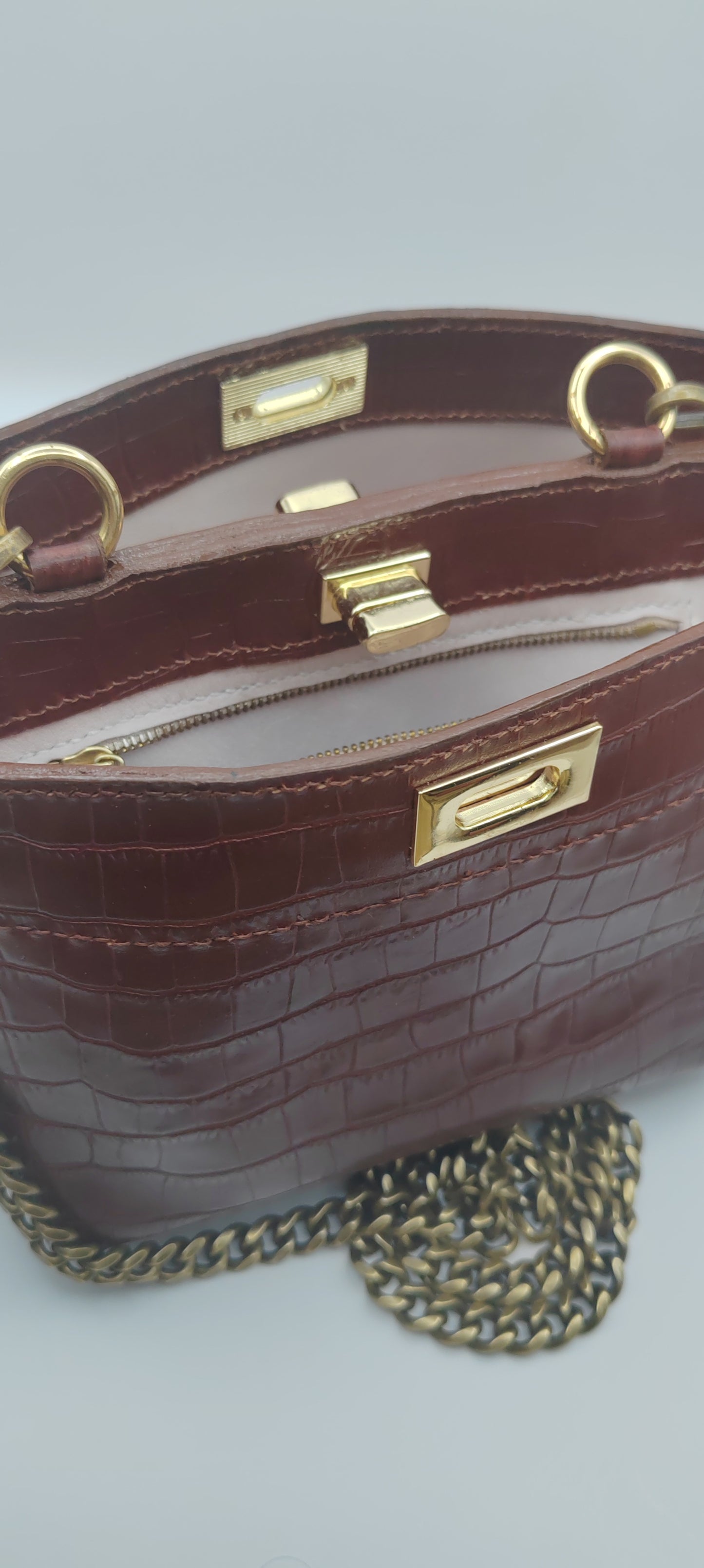 Le sac vintage en cuir imprimé crocodile