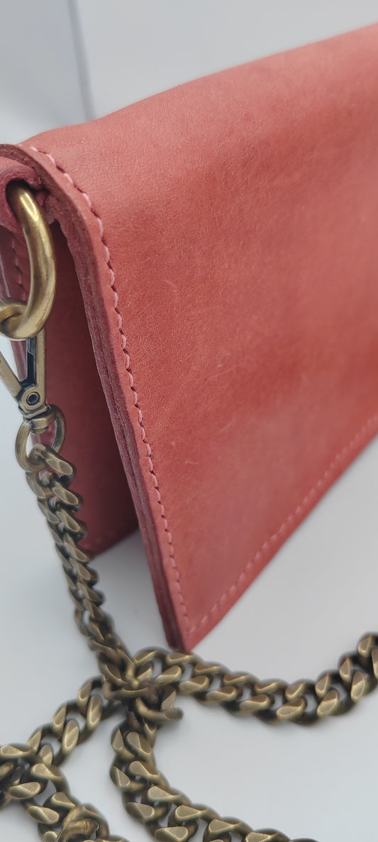 Le sac portefeuille rose velours en cuir Badalassi