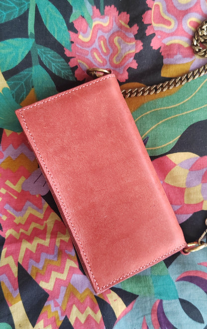 Le sac portefeuille rose velours en cuir Badalassi