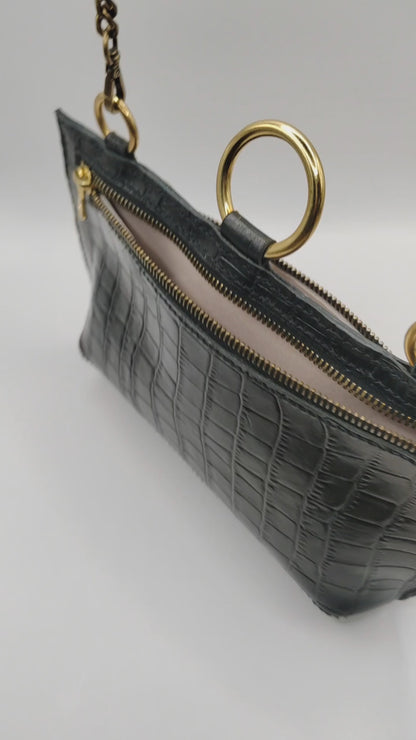 Le sac essentiel noir en cuir imprimé crocodile