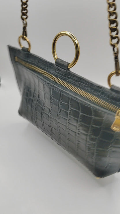 Le sac essentiel noir en cuir imprimé crocodile